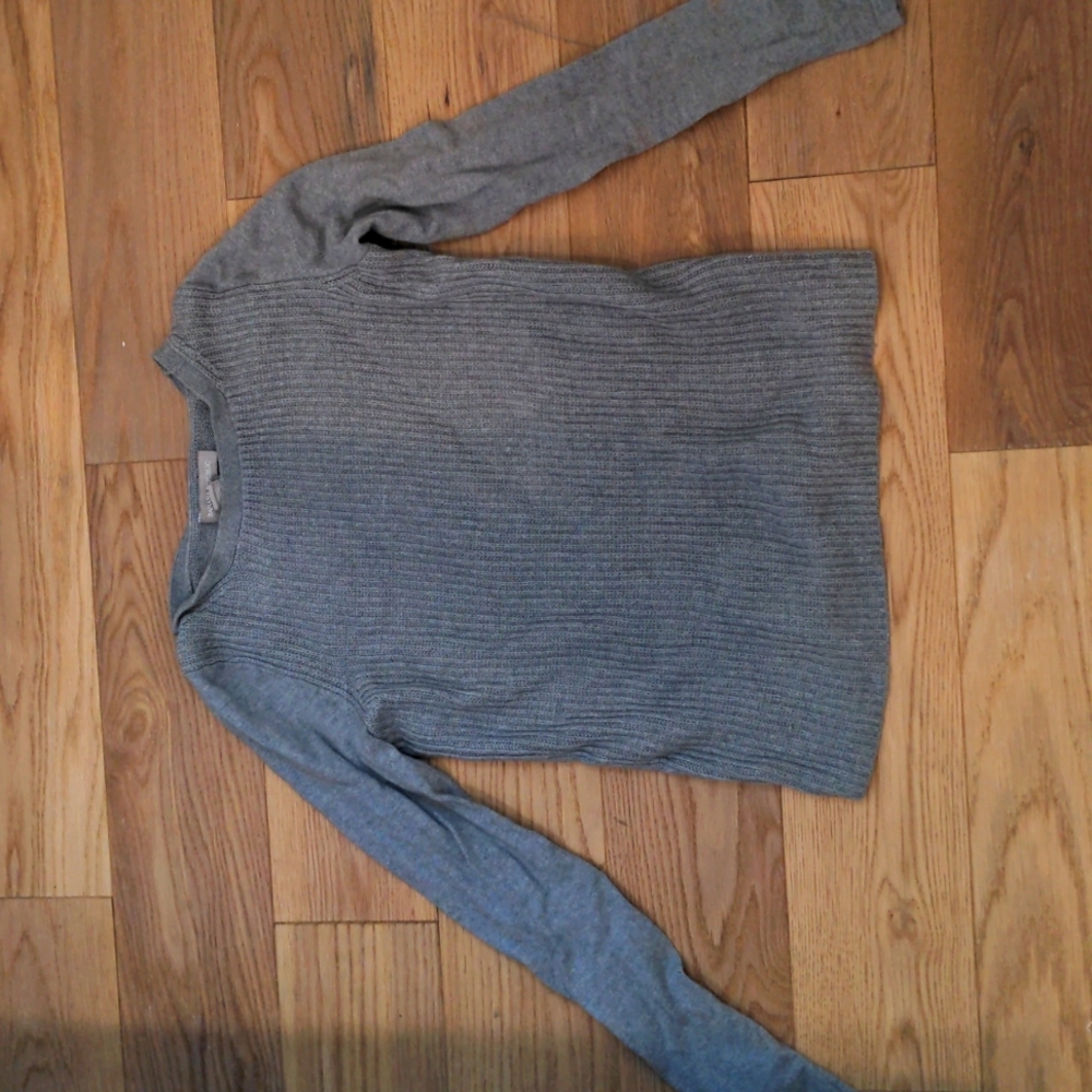 Gray sweater